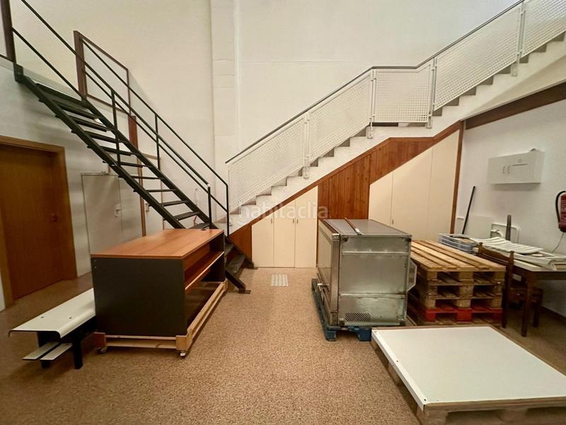 Foto 6b0d7a02-15bb-47be-b4d8-c6b565259dc3. Affitto capannone industriale in Centre Vendrell (El)