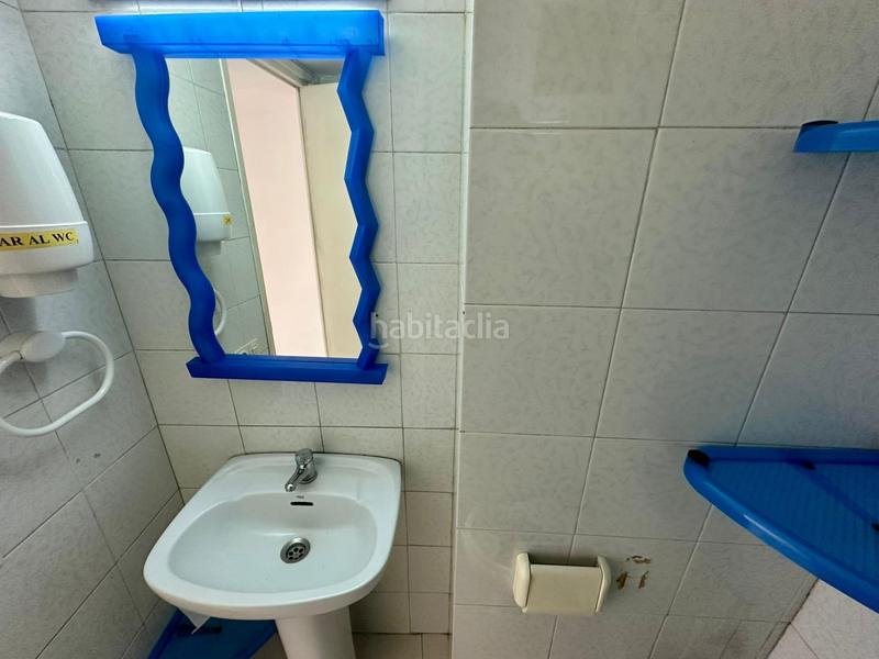 Foto b4abeed2-7a5e-4c99-a3d5-62eb494a7e3b. Affitto locale commerciale in Centre Vendrell (El)