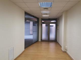 Rent Business premise in Centre. Local comercial en alquiler en el vendrell  zona centre