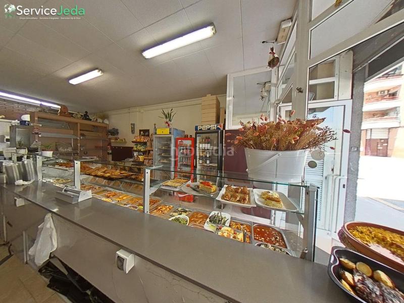 Foto e94a049a-f10c-45a2-b30d-21ca875bc7a3. Transfer business premise in calle trasversal 11 in Vendrell (El)