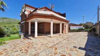 Chalet à Mas Borràs-Coto del Rey. Amplio chalet en zona coto del rey!!!!
