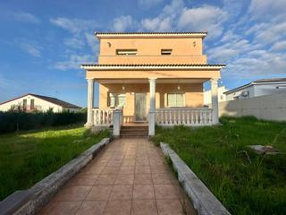 Xalet a Sant Jaume dels Domenys. Chalet en el papagai!! ideal para disfrutar de la naturaleza!!!