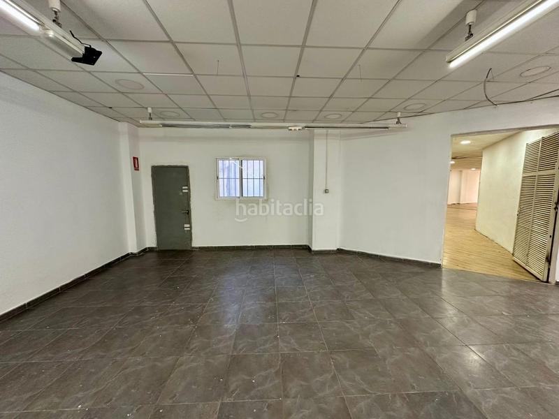 Foto 67c60e60-50e2-4e27-a7bc-24ae155e23c4. Local comercial a Centre Vendrell (El)