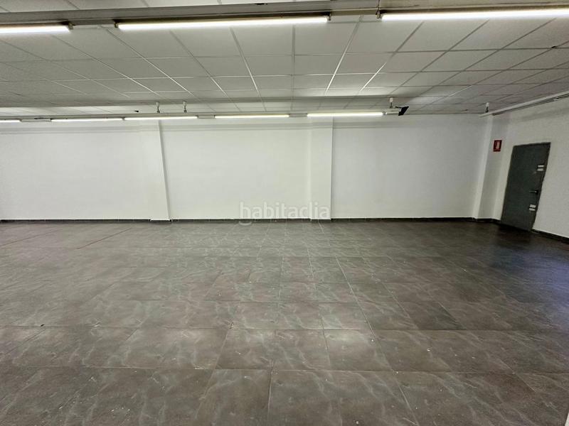 Foto cde9fd25-0984-4a93-9fa7-71eaa2b508a9. Local comercial a Centre Vendrell (El)
