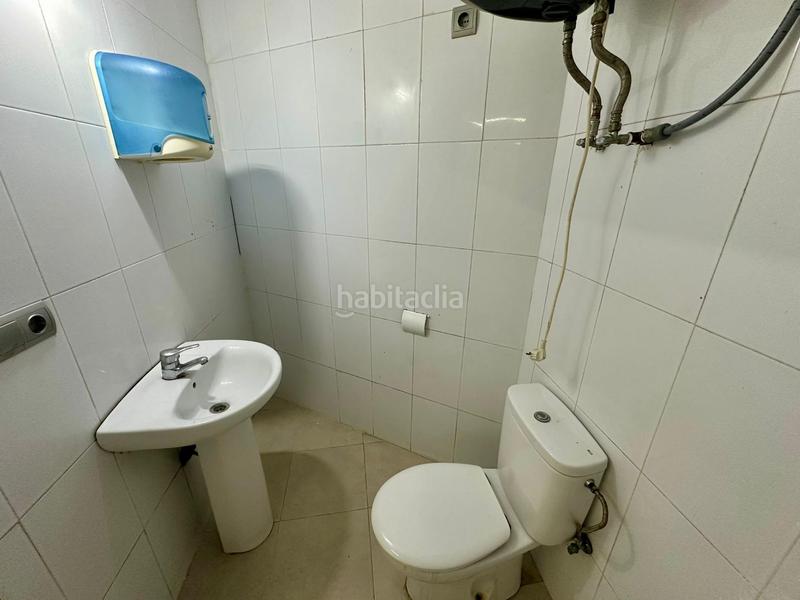 Foto eb269f49-9b38-4908-bec9-dd5b54aa8cf4. Local comercial a Centre Vendrell (El)