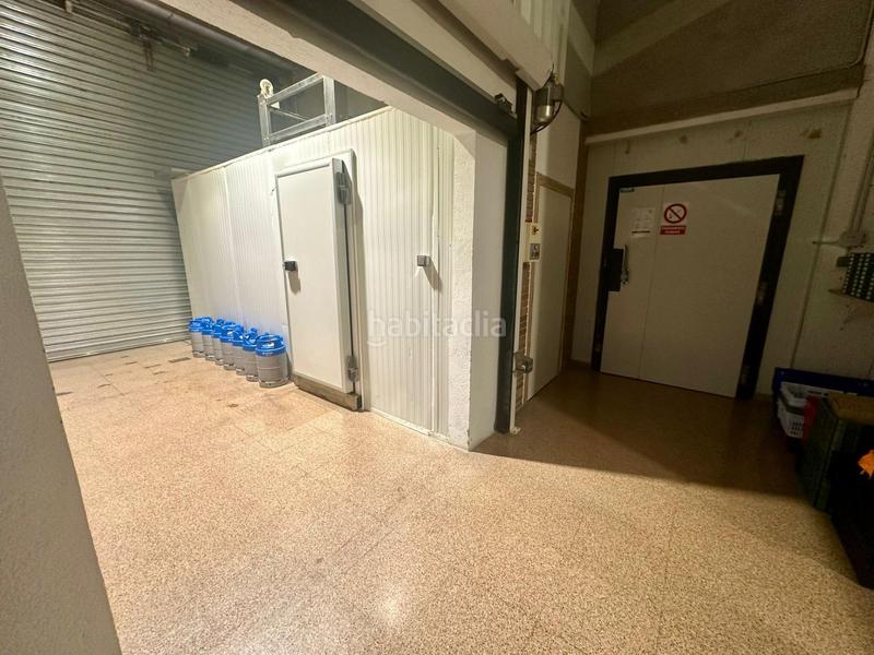 Foto a544ab0b-a345-476b-9dac-76daef6d59e1. Traspaso local comercial traspaso de negocio de alimentacion!!!! en Vendrell (El)