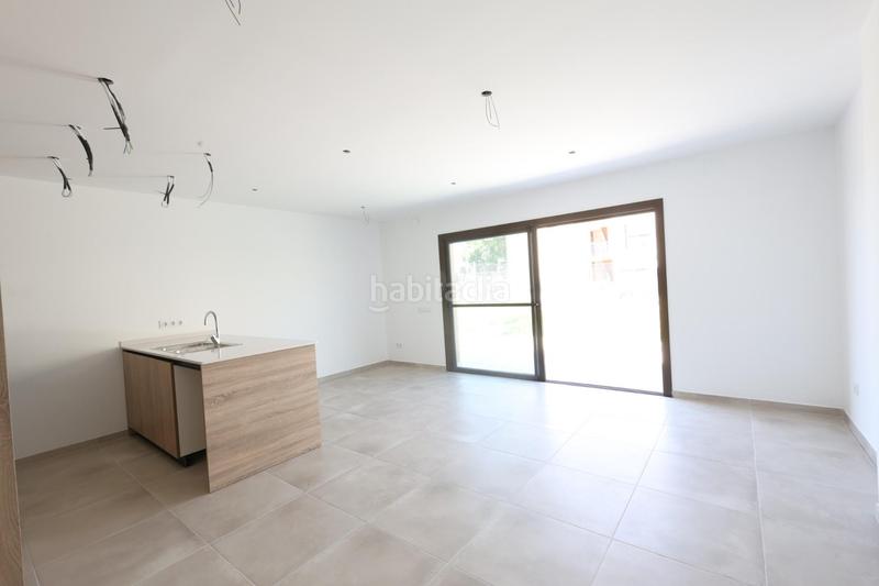 Foto 76d57ce1-a34c-4848-9896-19992726b1c6. Semi detached house with parking in Banyeres del Penedès