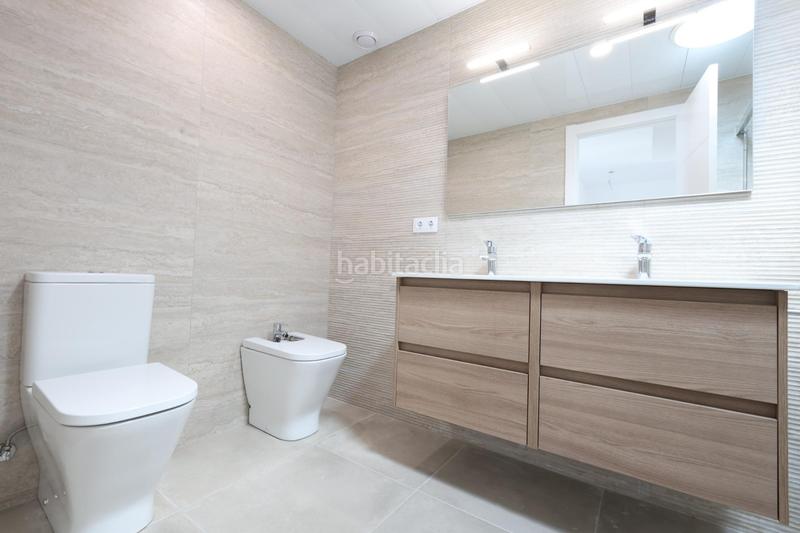 Foto b2f5ee2d-0007-41ca-8f3b-5368a38b4bce. Semi detached house with parking in Banyeres del Penedès