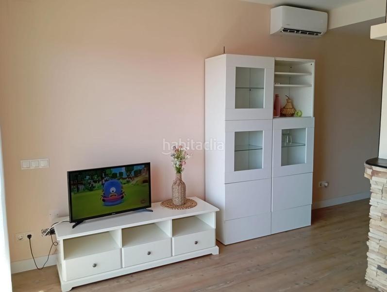 Foto ea2ddc25-0d90-4689-a0a3-b37960563ea9. Attico con riscaldamento parcheggio piscina in Cunit residencial Cunit