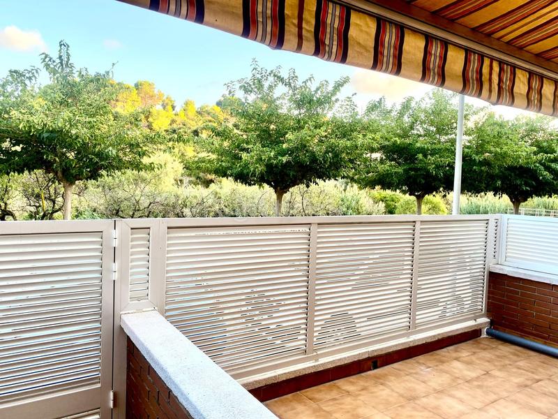 Foto 42190429-c5f8-485d-b123-ea1c8ce951b1. Casa adosada fantastica adosada en el puig!!! en Centre Vendrell (El)