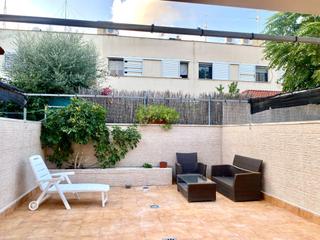 Maison jumelée à Centre. Fantastica adosada en el puig!!!