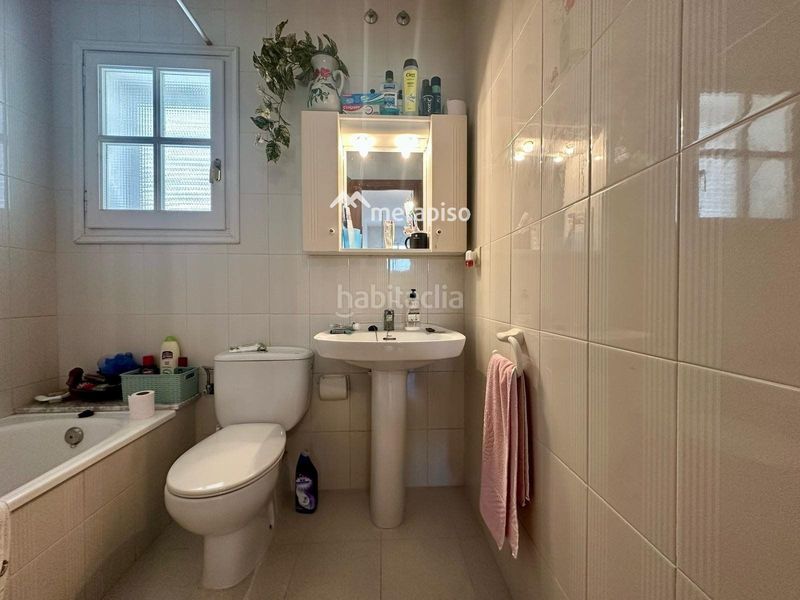 Foto 30829373-2b77-4652-94d8-1cd92e0128d5. Xalet amb aparcament piscina a Els Masos - Els Garrofers Coma-ruga