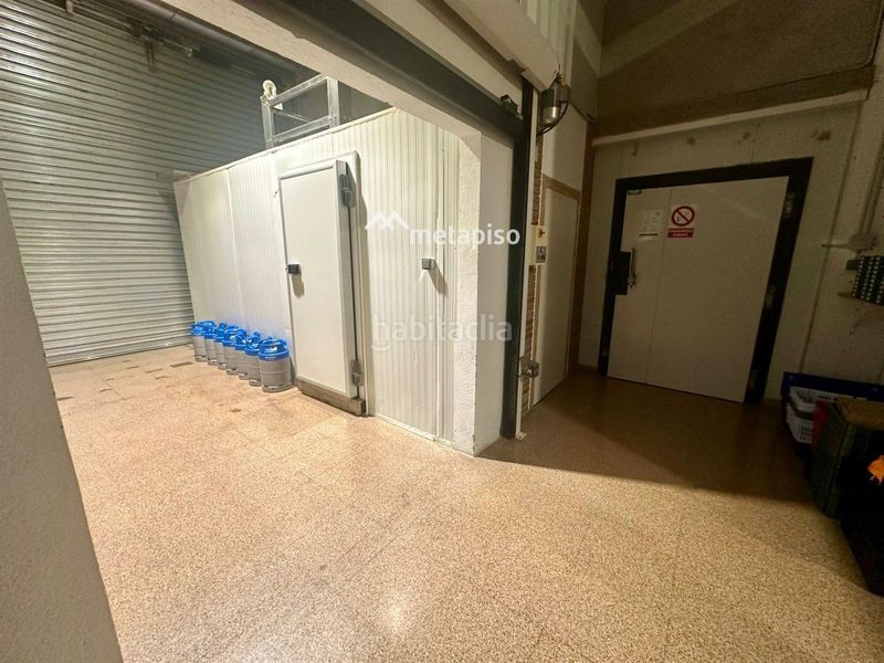 Foto 39123a73-99a4-4ddf-990c-115acfd7940c. Local comercial a Centre Vendrell (El)