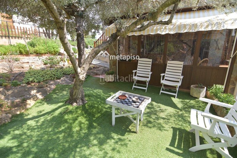 Foto 4671ec3c-af11-46fa-82a1-25d7ae915201. Casa amb piscina a Montmell (El)