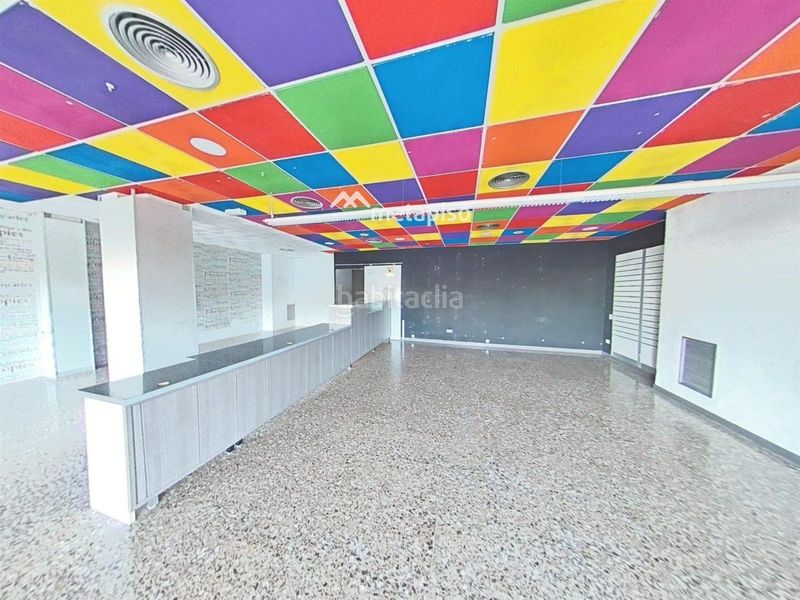 Foto 1207b755-f90c-4358-a018-2aec773c6234. Local comercial  en venta en el tancat en Vendrell (El)