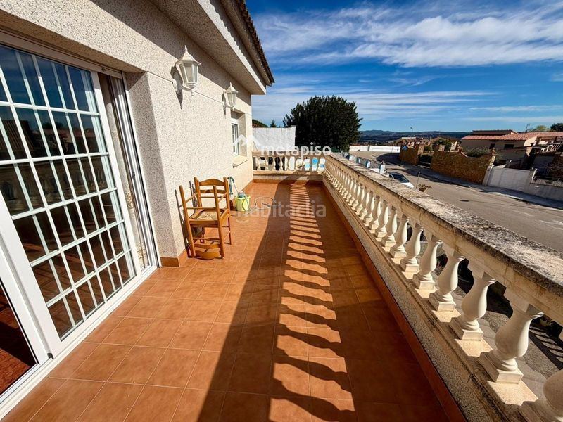 Foto 847fad9e-c270-4639-9e4d-3f3369c77863. Xalet a Centre Vendrell (El)