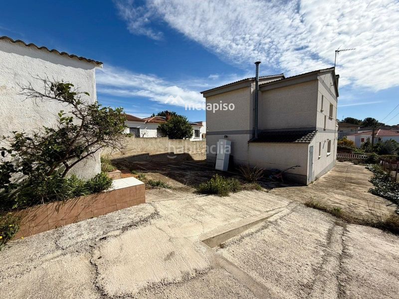 Foto b8072d63-7f86-4b57-8d69-5ef08586c4d1. Xalet a Centre Vendrell (El)