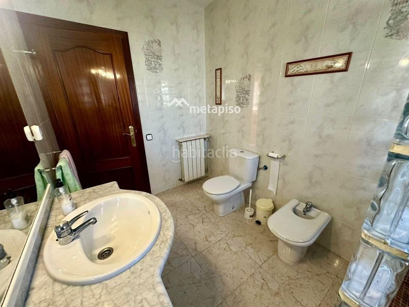 Foto 289f989a-3fd4-4618-a149-fe3aae70d05c. Xalet amb calefacció aparcament piscina a Els Masos - Els Garrofers Coma-ruga