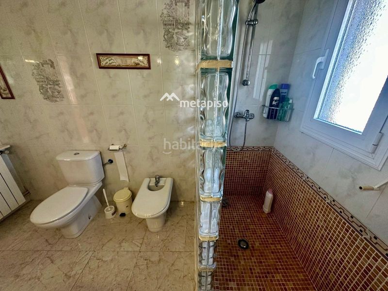 Foto 39e4b049-e59e-4fb8-9a27-334f80a0a0ca. Xalet amb calefacció aparcament piscina a Els Masos - Els Garrofers Coma-ruga