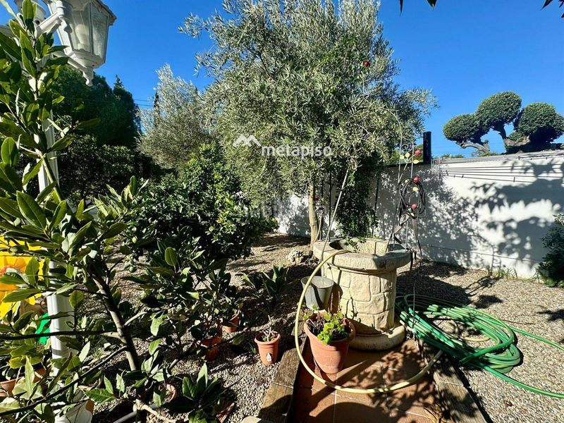 Foto 6d636efb-6de3-4f37-a66b-accdf286190a. Xalet amb calefacció aparcament piscina a Els Masos - Els Garrofers Coma-ruga