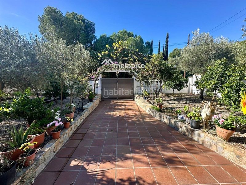 Foto cb5d18eb-1f2e-454c-aded-d555ccd3e752. Xalet amb calefacció aparcament piscina a Els Masos - Els Garrofers Coma-ruga