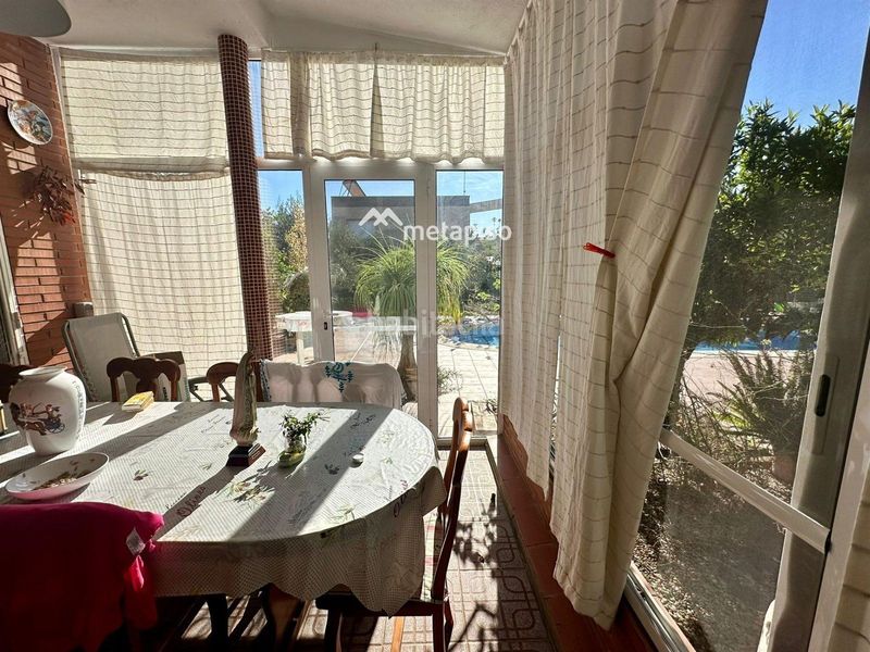 Foto cf248069-fa55-432a-85df-e2aedced1e00. Xalet amb calefacció aparcament piscina a Els Masos - Els Garrofers Coma-ruga