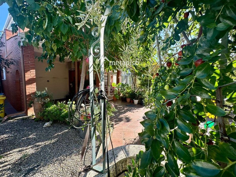 Foto e0834996-438f-4c80-8f66-0e5fecdd0784. Xalet amb calefacció aparcament piscina a Els Masos - Els Garrofers Coma-ruga