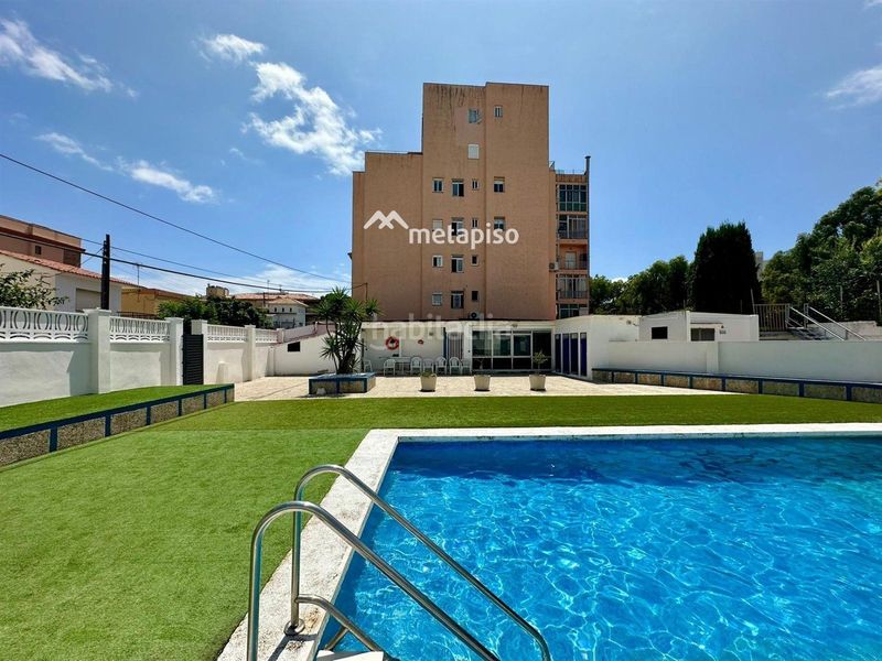 Foto 20cb6d4d-2ed5-4410-b26a-946a8e0759b1. Pis amb piscina a Sant Salvador Coma-ruga