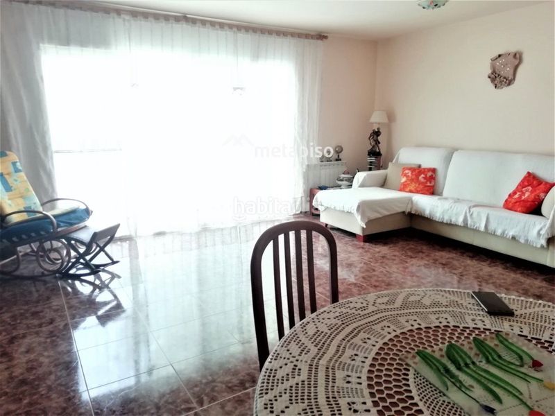 Foto 071e7c42-adda-43b5-bfe1-749359966c83. Casa adossada amb calefacció aparcament a Arboç (L´)