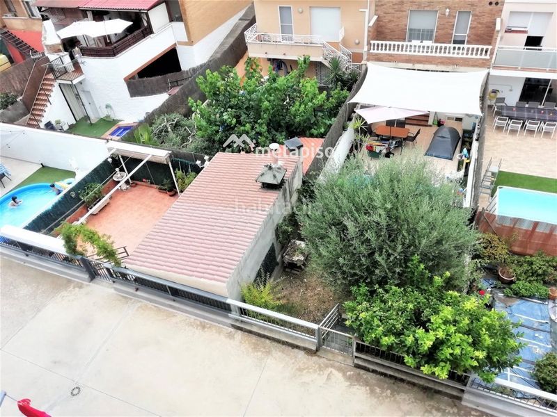 Foto 4a4065cf-73e9-40a0-9d1a-47cecd90121c. Casa adossada amb calefacció aparcament a Arboç (L´)