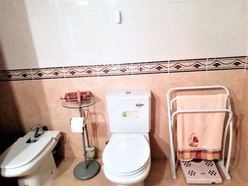 Foto cbb9dd56-467a-4fc7-9859-09a00e2567c0. Casa adossada amb calefacció aparcament a Arboç (L´)