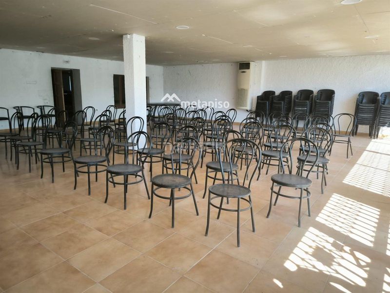 Foto 2f2b5802-c259-4bb0-891f-76b1a848b3bf. Xalet amb aparcament a Mas Borràs-Coto del Rey Vendrell (El)