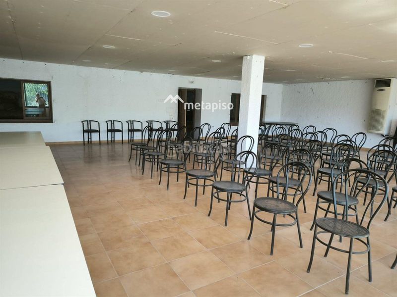 Foto 448eb663-9a35-45f5-9d35-2780c3cfe611. Xalet amb aparcament a Mas Borràs-Coto del Rey Vendrell (El)