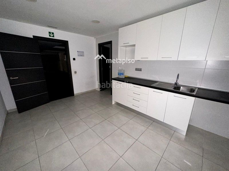 Foto d603cc64-60b6-43e6-9230-089ba782681f. Ufficio in Eixample Tarragona