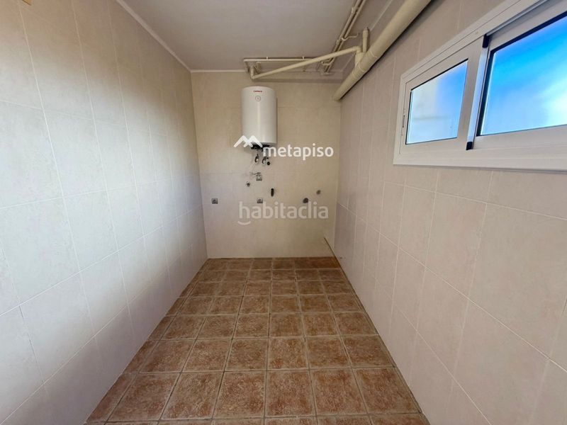 Foto 0742e1a5-3469-4c9c-b876-8976beda1c6c. Xalet amb calefacció aparcament piscina a La Franquesa-Oasis Park Vendrell (El)