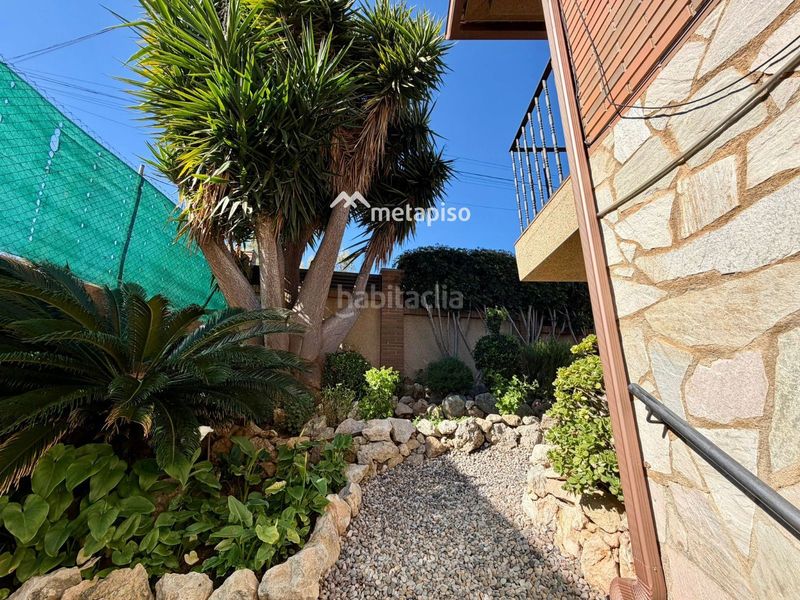 Foto 116b31e6-8aed-415e-a1f5-0a0f8877f446. Xalet amb calefacció aparcament piscina a La Franquesa-Oasis Park Vendrell (El)
