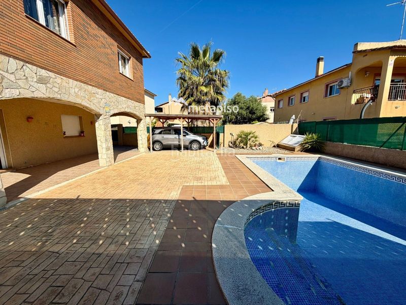 Foto 6407b531-75d3-4901-85a0-479147e73fd1. Xalet amb calefacció aparcament piscina a La Franquesa-Oasis Park Vendrell (El)