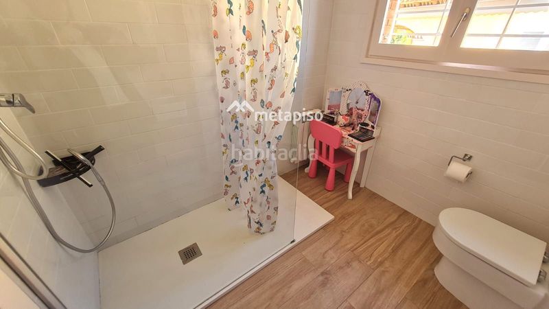 Foto 01bd887e-d793-4199-8e31-195c6021e5fc. Xalet amb calefacció a Coma-ruga platja Coma-ruga