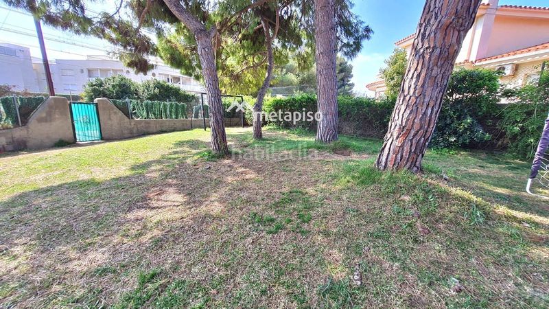 Foto 3b1940ba-fd07-430f-82d8-d8c77c1803f0. Xalet amb calefacció a Coma-ruga platja Coma-ruga