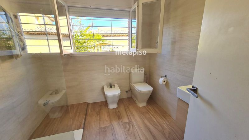 Foto 5f4d23a1-174e-48e9-b19a-f07ec73e0118. Xalet amb calefacció a Coma-ruga platja Coma-ruga