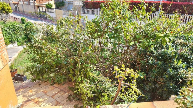 Foto 6c11afaf-49bc-4797-8b62-4094323152b8. Xalet amb calefacció a Coma-ruga platja Coma-ruga