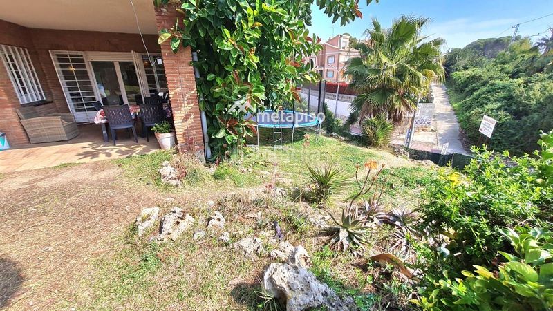 Foto 7981d29c-e5fb-41ed-8ac3-0682e3f2d12b. Xalet amb calefacció a Coma-ruga platja Coma-ruga