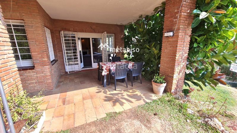 Foto 99086be0-d2a3-46a1-ae27-7a12bb7044fc. Xalet amb calefacció a Coma-ruga platja Coma-ruga