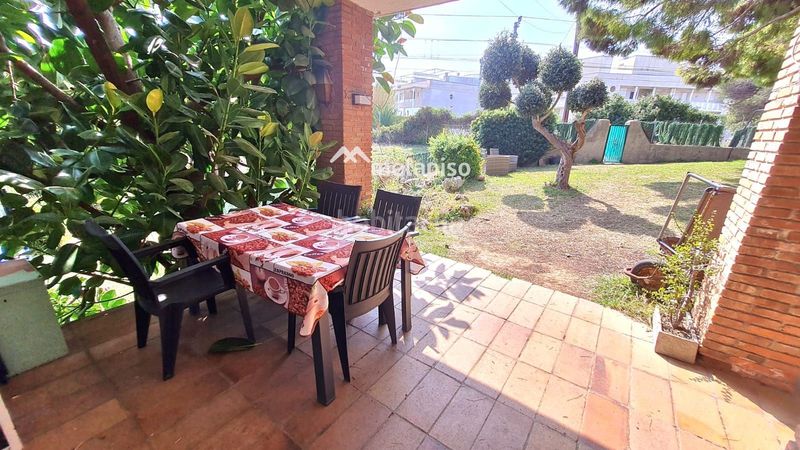 Foto d7767f51-1361-43aa-b114-cb62e13c7e53. Xalet amb calefacció a Coma-ruga platja Coma-ruga