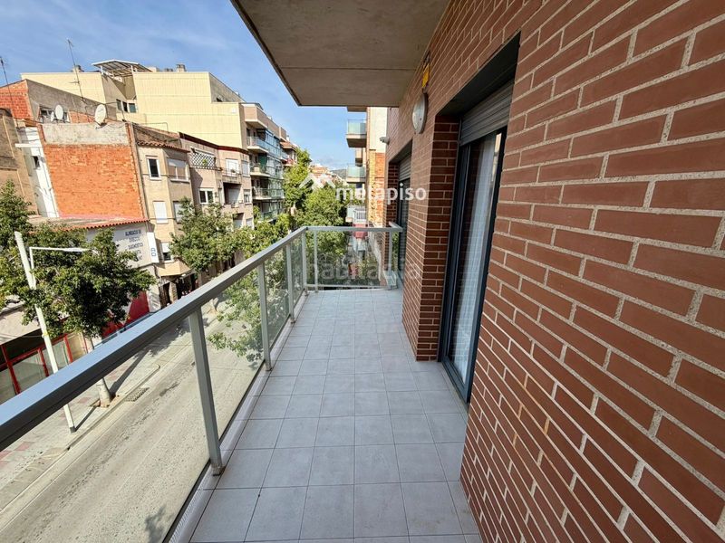 Foto 0d1d9ca3-f740-4ed5-adc1-58429d0c38c0. Pis amb calefacció aparcament a Centre Vendrell (El)