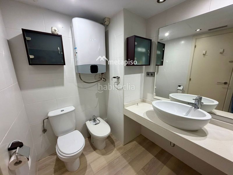 Foto 4df956b4-924e-4420-8d45-0b79edf7961c. Pis amb calefacció aparcament a Centre Vendrell (El)