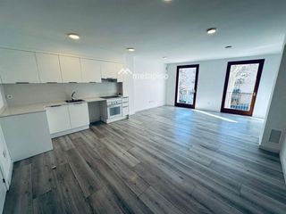 Rent Flat  Angel guimera. Piso en alquiler de una sola habitacion!!
