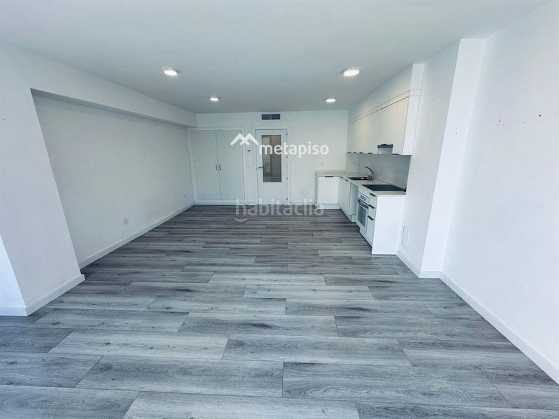 Foto 4f5e0ad1-11fc-4e65-b929-18962bb48616. Rent flat with heating in Centre Vendrell (El)