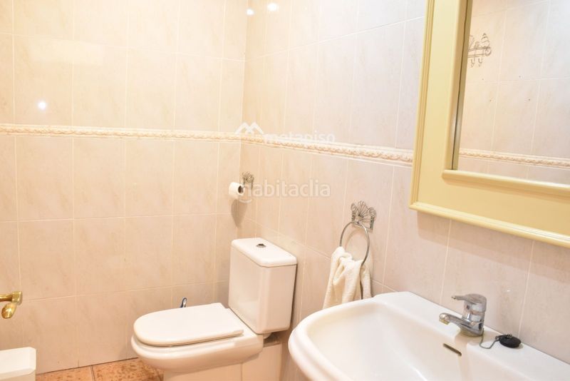 Foto 1bc952f2-2915-4440-97e8-aff92ebae745. Casa amb calefacció aparcament piscina a Bonavista Vendrell (El)