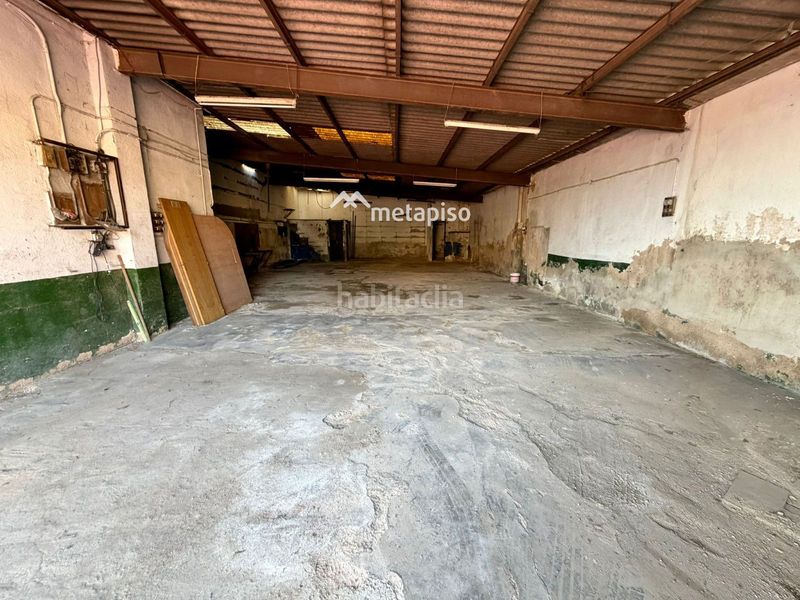 Foto bcb78a28-1fff-4032-acbc-fb6ad769bb6b. Nau industrial a Centre Vendrell (El)